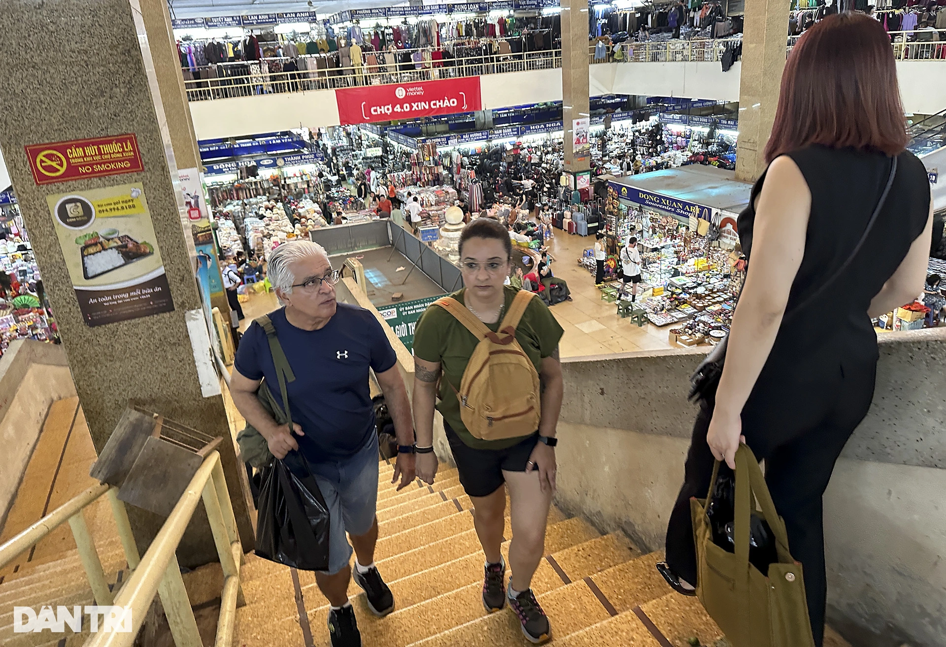 Dong-Xuan-market