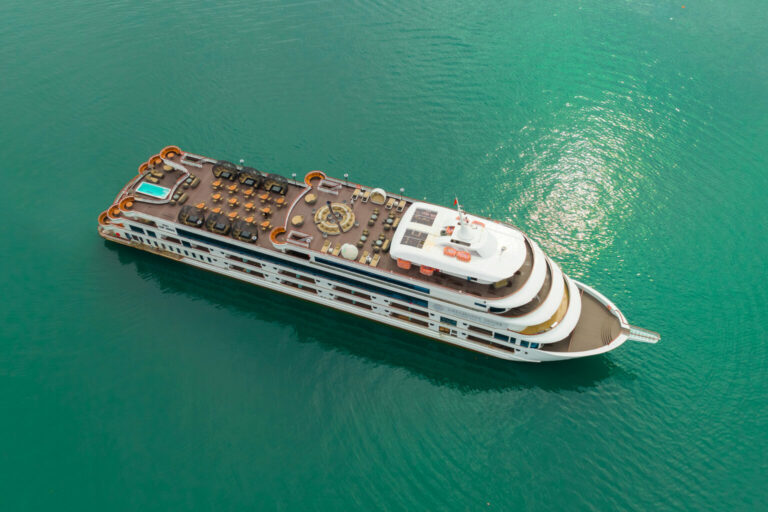 5 days exclusive tour (Hanoi - Halong Bay - Ninh Binh)