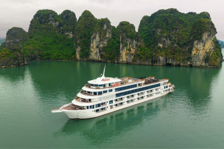 Hanoi city tour - Sapa 2 days - Ninh Binh - Halong Bay overnight