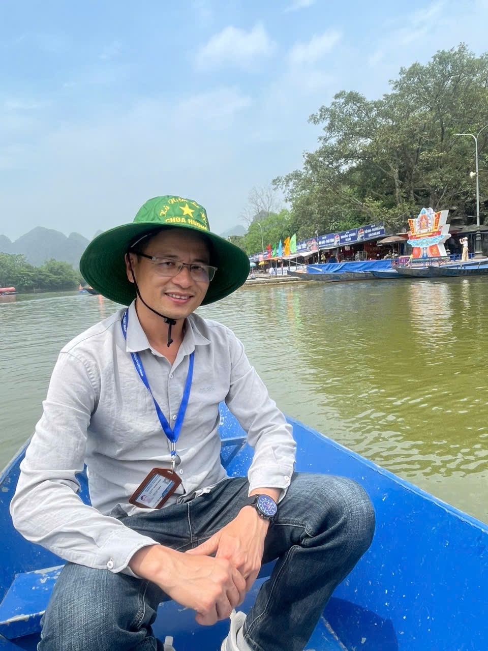 Transvietnam tour: Hanoi - Halong Bay - HCM city - Mekong Delta