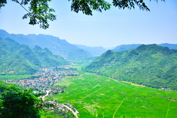 Hanoi city evening foodie - craft village - Mai Chau - Pu Luong - Ninh Binh