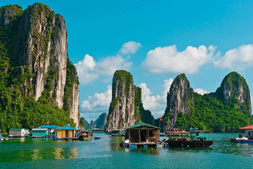 Vietnam Tour Hanoi Mai Chau Pu Luong Ninh Binh Halong