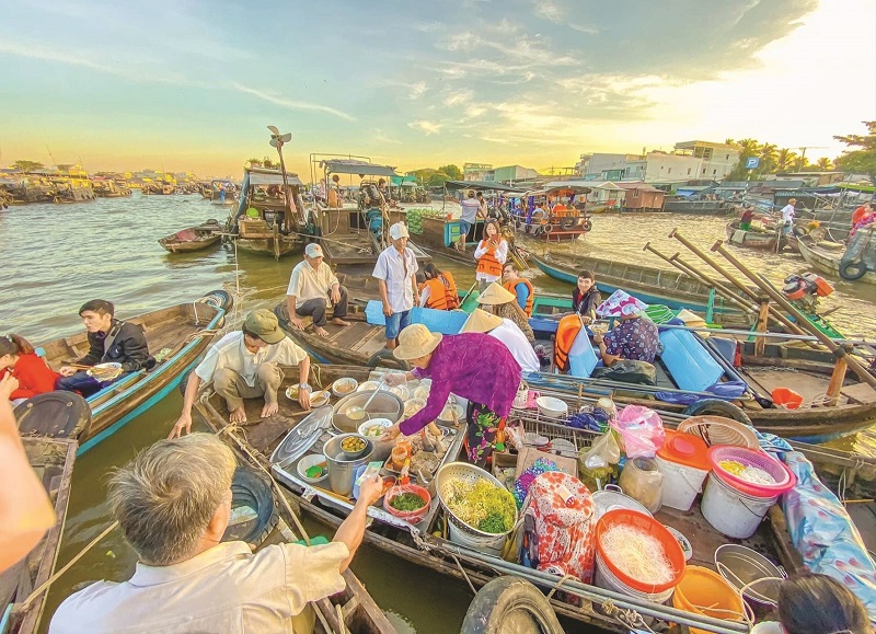 Float market Vietnam 6 day itinerary