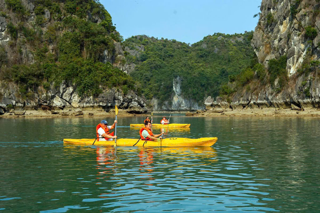 Kayaking avtivity in Northern-Vietnam-6D5N-tour