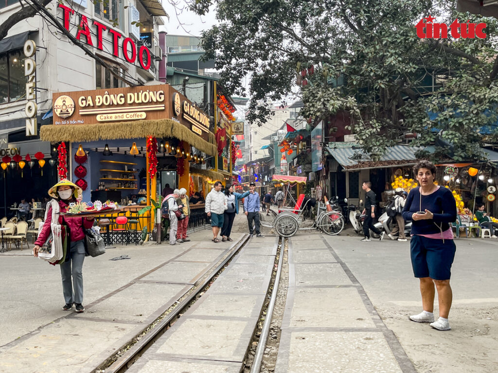 Can You Still Visit Train Street in Hanoi