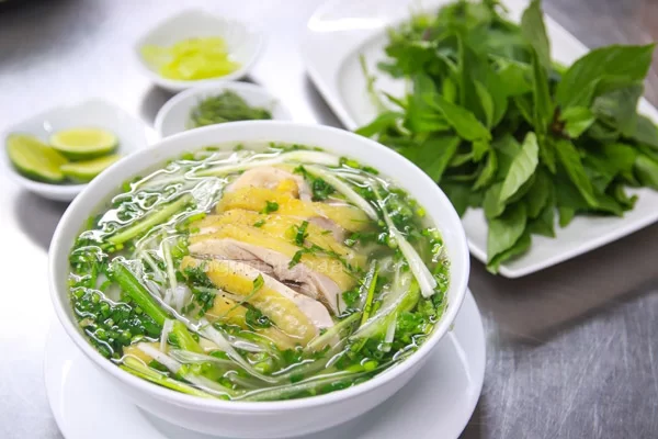 Why is Vietnamese food so healthy