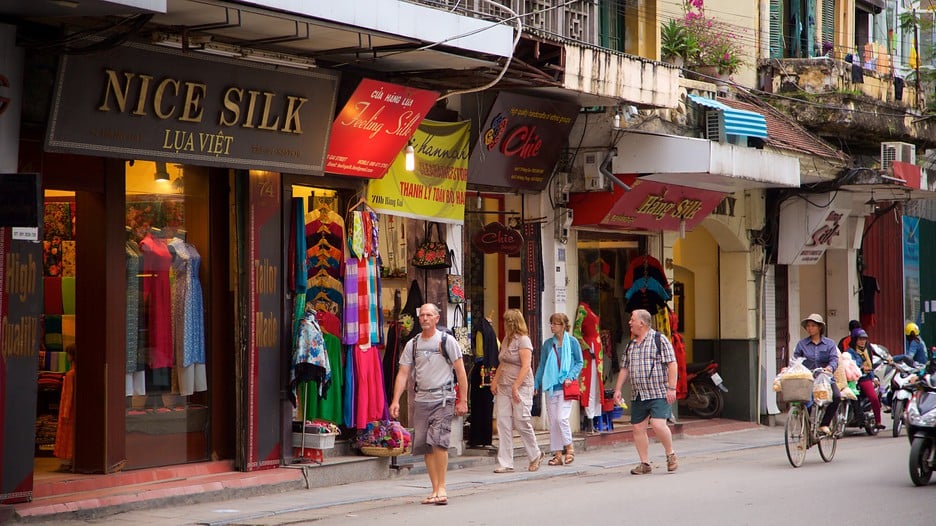 Hanoi-silk-street